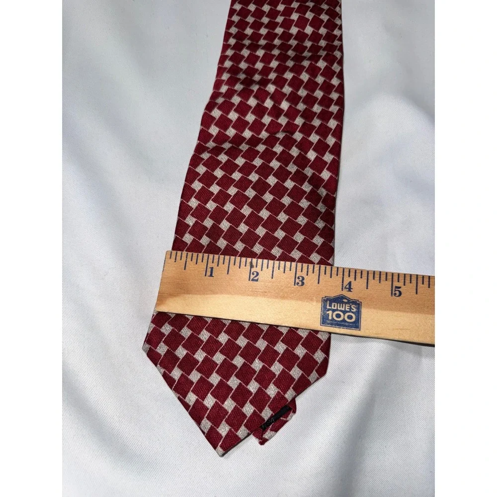 Guess USA American‎ Classics Silk Tie Red Silver Geometric Checkered Vintage